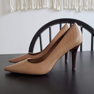 Lauren Ralph Lauren nude heels sz 8